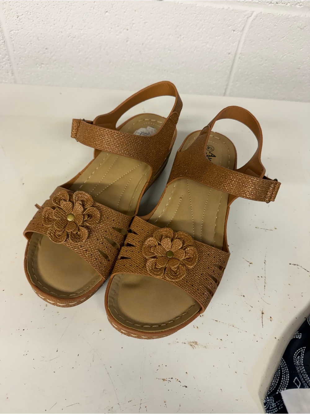 Women's Tan Floral Slingback Sandals